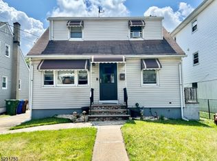 1118 Middlesex St, Linden, NJ 07036