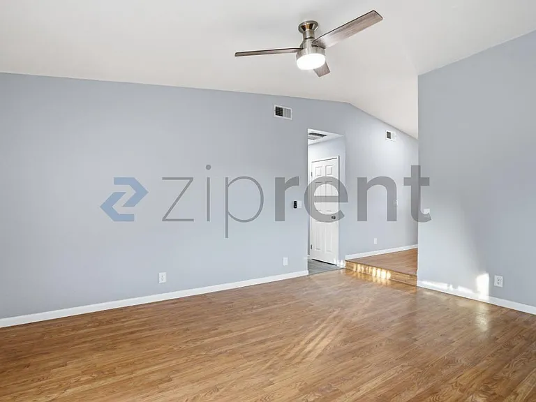 44119 Kirkland Ave — Photo 11