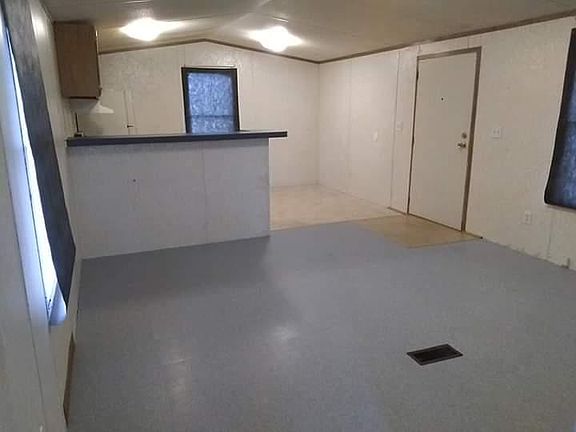 2nd image of 143 Truman Cir