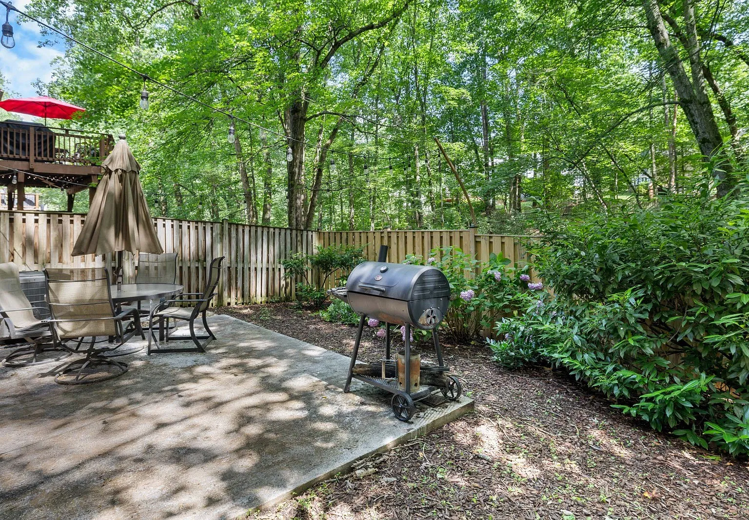 3 bed, 3.5 bath, 1929 sqft, $3,300 — Photo 4
