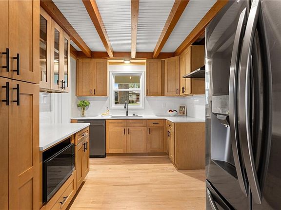 3rd image of 4808 W 77th Ter
