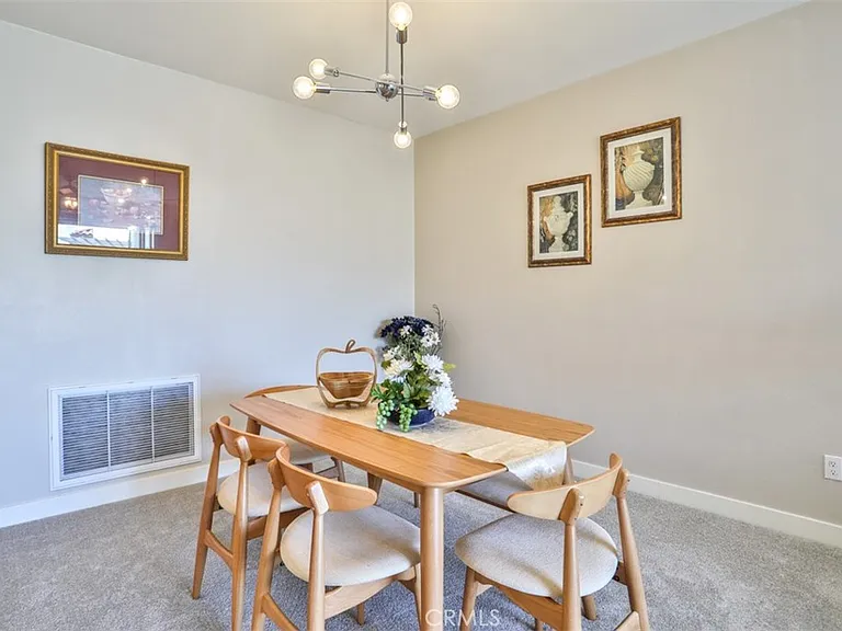 3318 Doheny Way — Photo 8