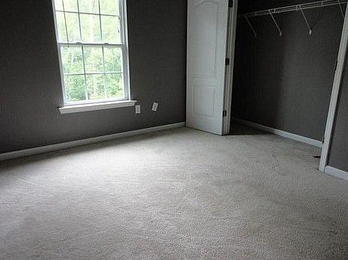 5th image of 284 Fox Creek Blvd