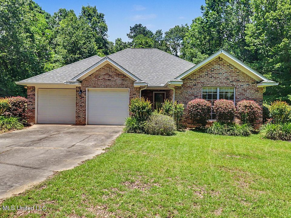1st image of 12440 Cypress Dr