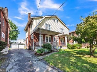 114 E Oak Ln, Glenolden, PA 19036
