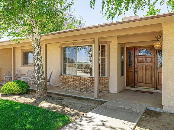 4th image of 5122 E Avenue K6