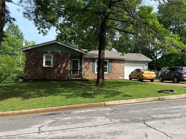 1305 Woodlawn Dr, Rolla, MO 65401