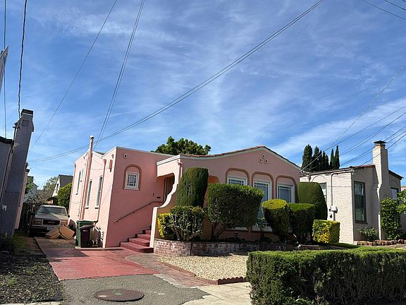 3rd image of 5815 Roberts Ave