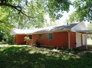 1521 N Valley View Dr, Oklahoma City, OK 73127