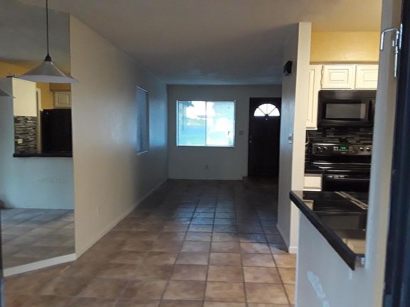 2nd image of 2201 E Pinchot Ave Unit 19