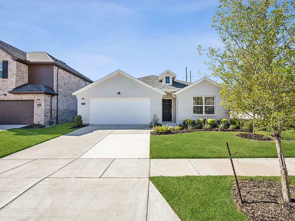 1st image of 702 Rain Barrel Pl