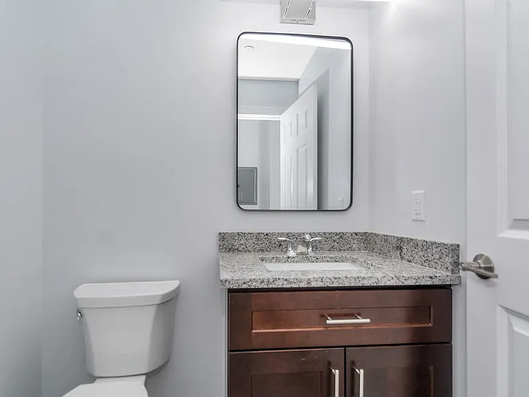116 Fletcher St #11 — Photo 10