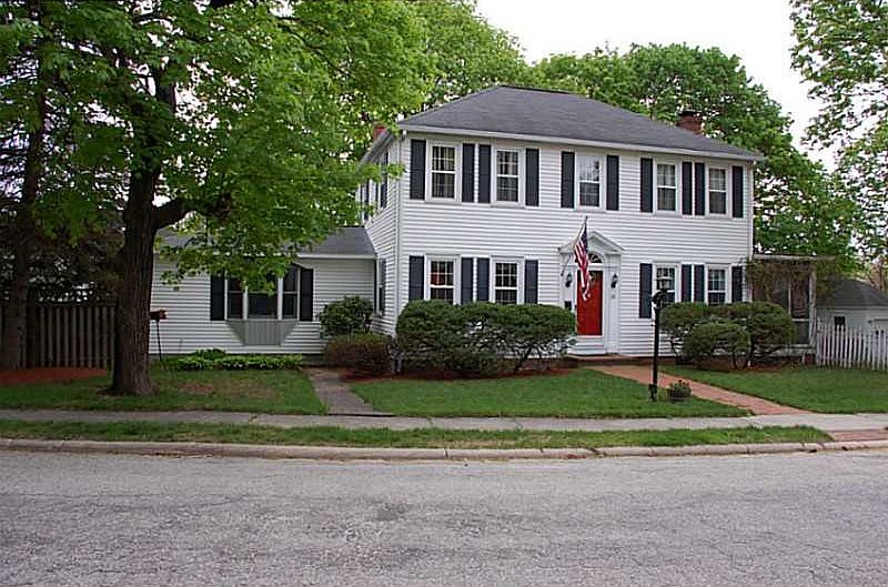 33 Burrill Rd, Burrillville, RI 02830 Zillow