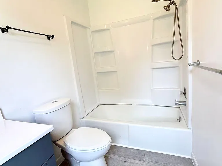 1814 Stratford Dr — Photo 15