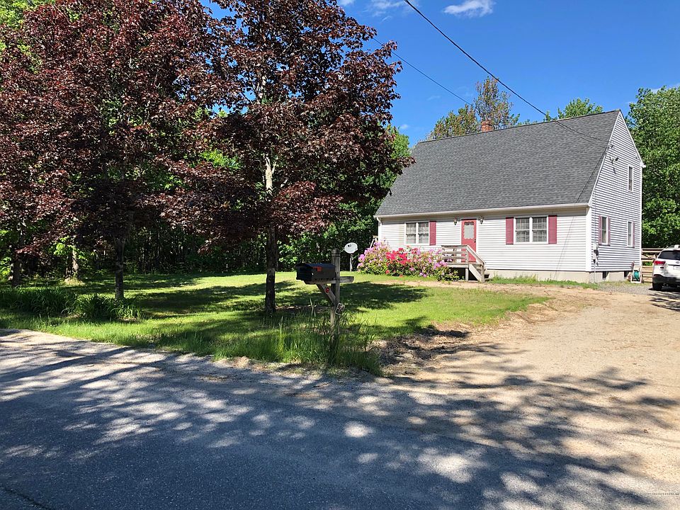 2nd image of 7 Macomber Mill Rd