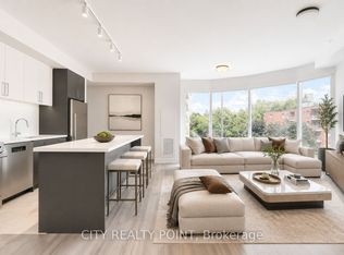 2525 Bathurst St #407, Toronto, ON M6B 2Y9
