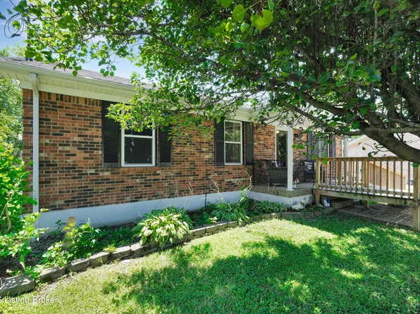 119 Ashley Ct, Louisville, KY 40229