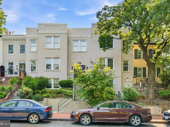 610 3rd St SE APT 1, Washington, DC 20003