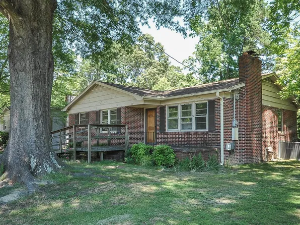 107 Hale Dr, Taylors, SC 29687