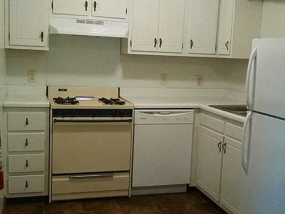4th image of 599 E Temperance St APT 23