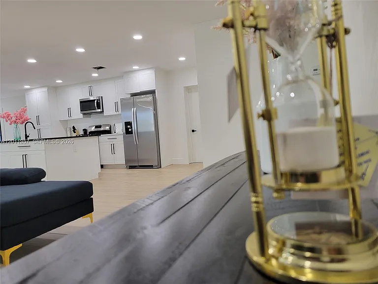 735 Tradewind Dr — Photo 27