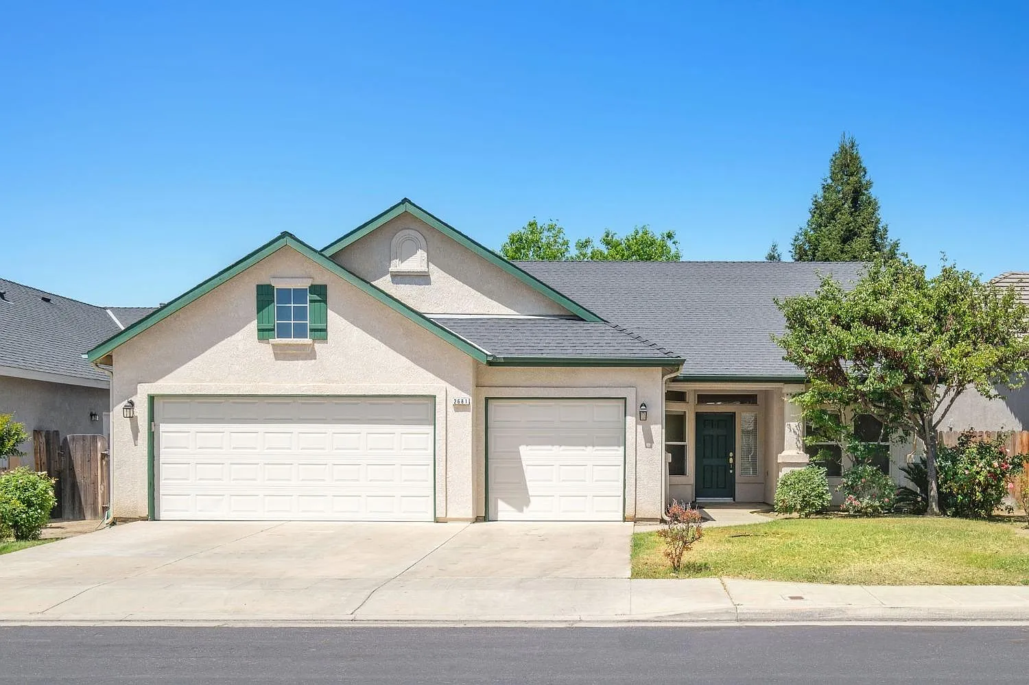 2681 Rall Ave photo 1