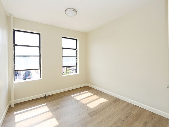 4th image of 2911 Frederick Douglass Blvd #7