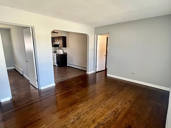 5th image of 4903 W Columbus Dr Unit 1