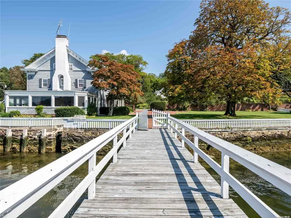 128 Harbor Road, Cold Spring Harbor, NY 11724