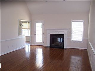 2nd image of 102 Glenn Laurel Dr