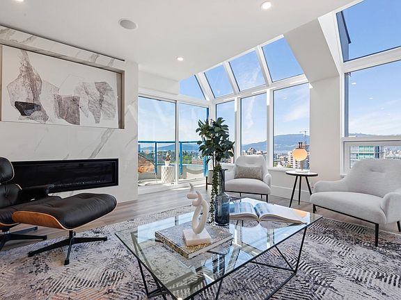 4th image of 1350 W 14th Ave Penthouse 12