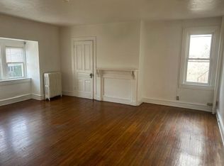 361 E Market St APT 5, York, PA 17403