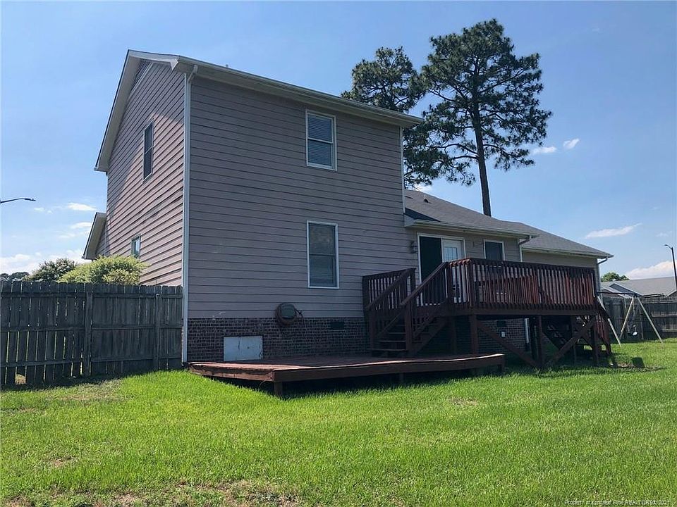 2nd image of 5708 Westover Pl