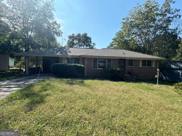 2571 Burkshire Rd, Ellenwood, GA 30294