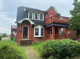 4832 Edgepark Dr, Garfield Heights, OH 44125