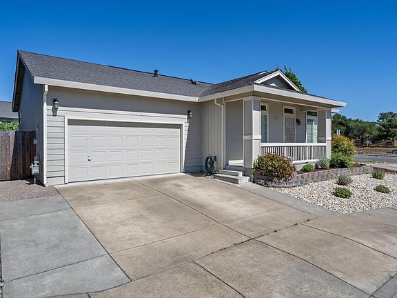 2nd image of 2424 Amethyst Way