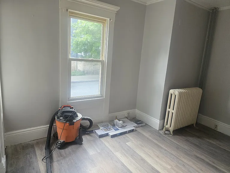 39 Sycamore St #11 — Photo 5