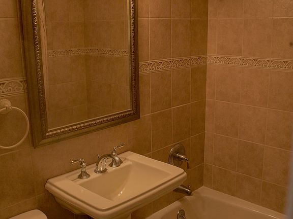 5th image of 133 Grassy Pond Dr