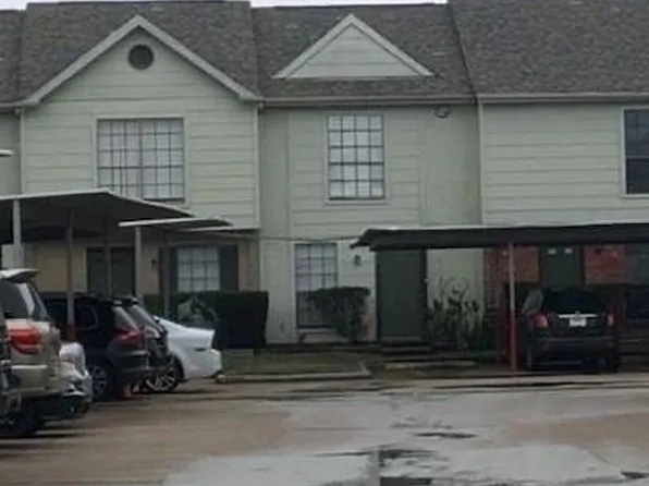 8714 Village Of Fondren Dr, Houston, TX 77071