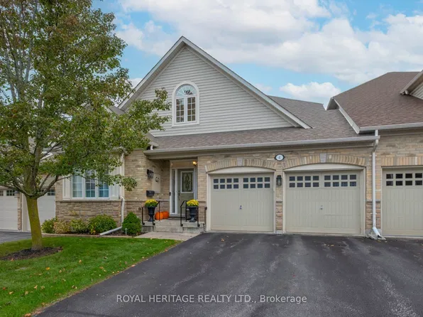 4 Fenton Ln, Pt Hope, ON L1A 0A3
