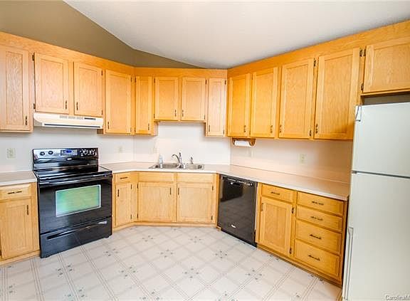 5th image of 146 Doe Trail Ln