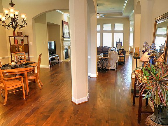 2nd image of 1517 Dusty Rose Ct