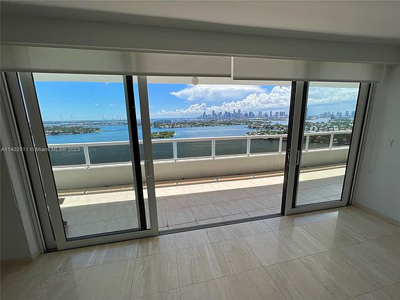 5th image of 9 Island Ave APT T1