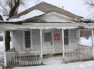 205 E 2nd St, Altamont, MO 64620