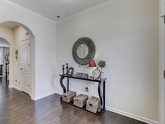 5th image of 1930 Sapphire Meadow Dr