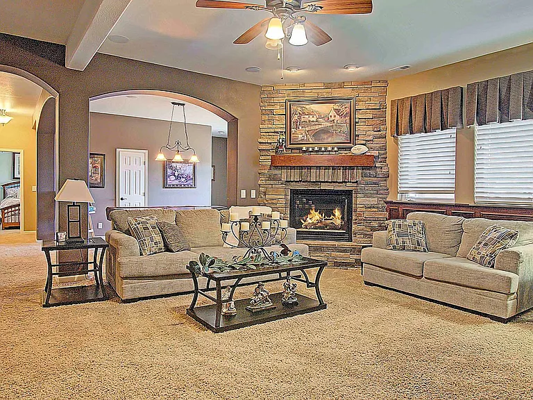 7975 Ruststone Ct — Photo 29
