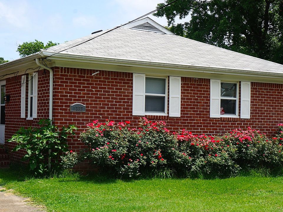 1321 E. Balview: Duplex