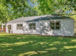 3S516 Curtis Ave, Warrenville, IL 60555