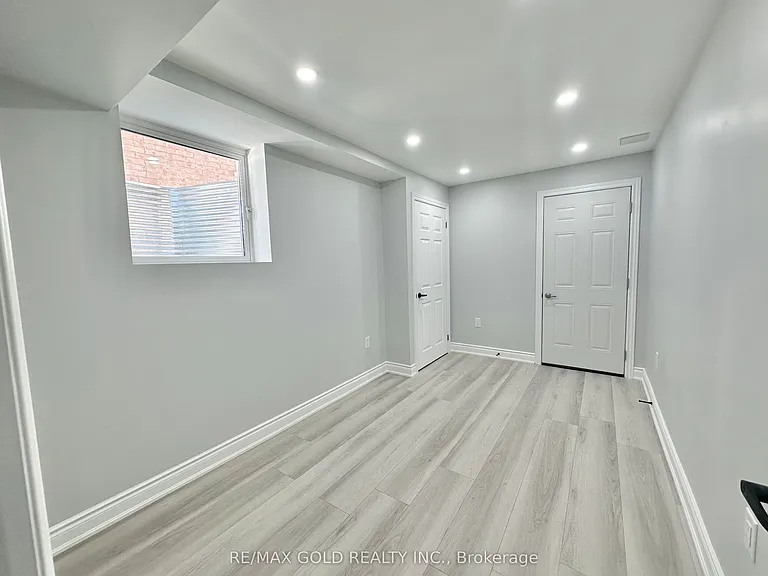 555 Settlers Rd W #BASEMENT — Photo 15