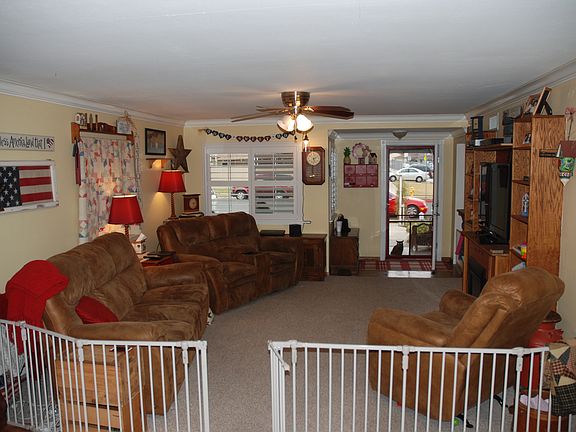 5th image of 21042 Cool Springs Dr